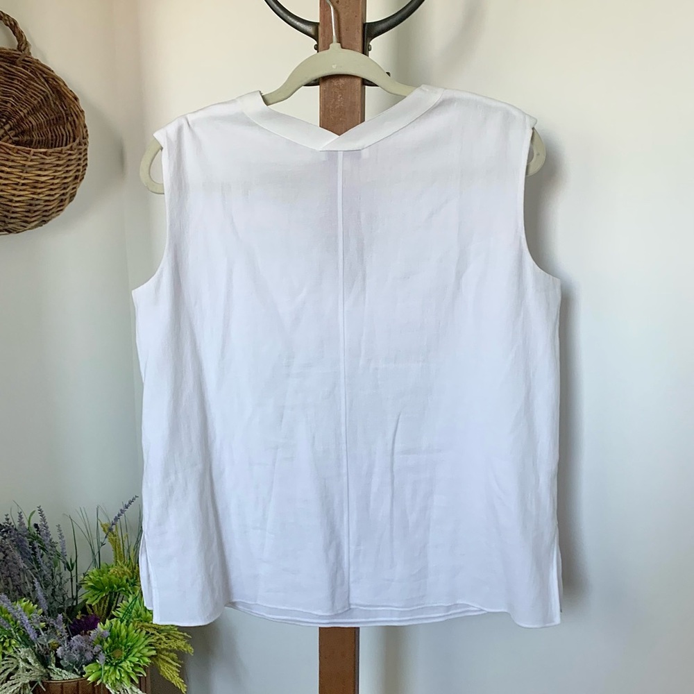 Vince Rib Knit Trim Sleeveless V Neck Gauzy Cotton Top in Optic White MED - Picture 7 of 16